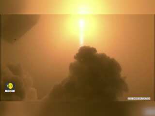 Scientists discover reservoir of liquid water on Mars | Is there life on Mars?