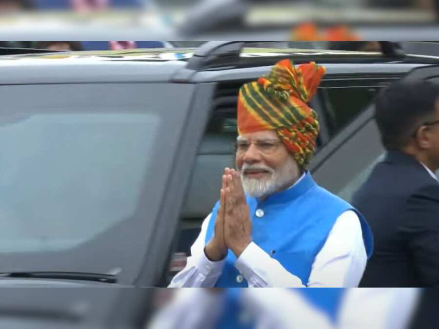 Independence Day 2024: PM Modi dons leheriya turban; take a look at his iconic headgears over the years