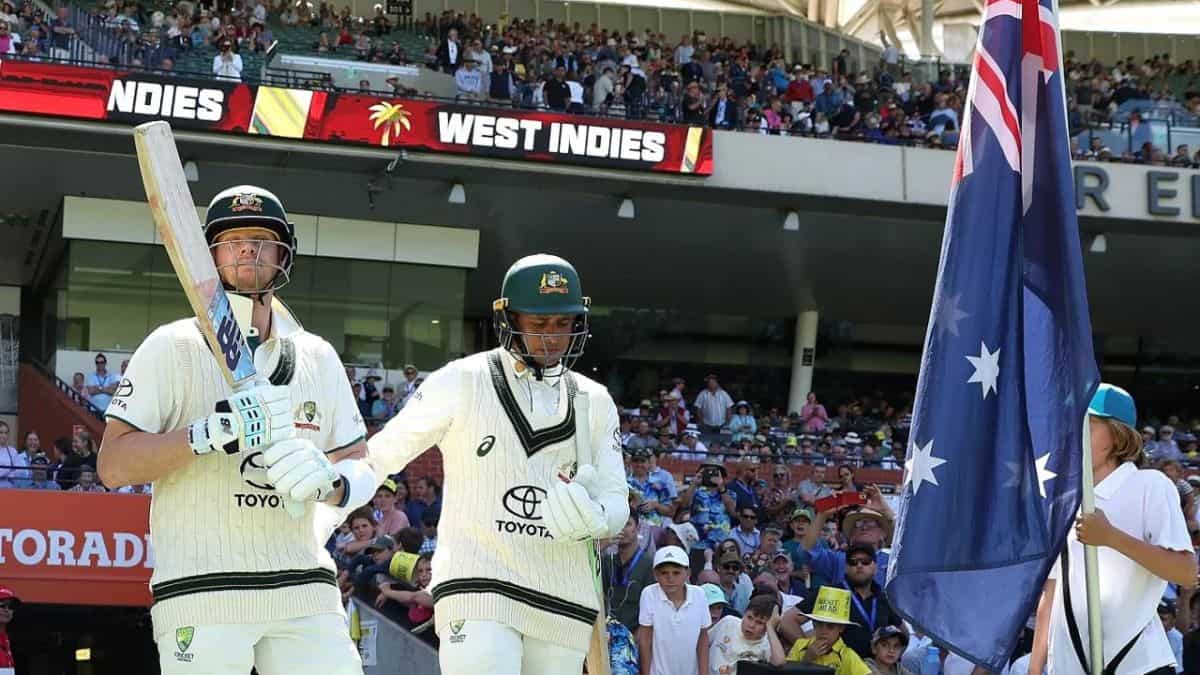 Unsure of batting order this summer, opener Khawaja wants to see Steve Smith back to number four in Tests