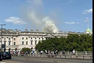 Video: London's historic Somerset House closed indefinitely after major fire incident