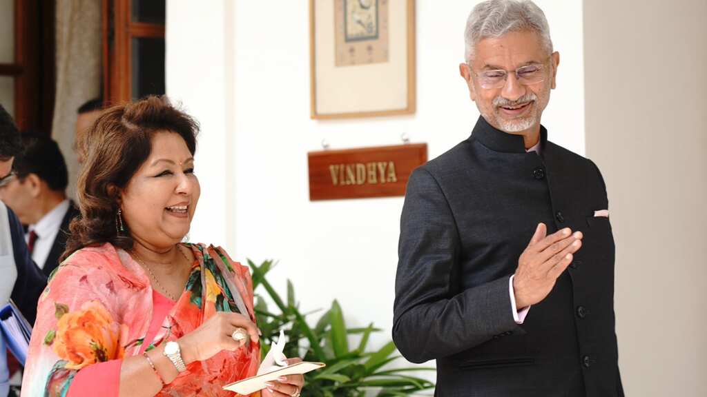 Nepal foreign minister in India as Delhi pushes 'Neighbourhood First' policy