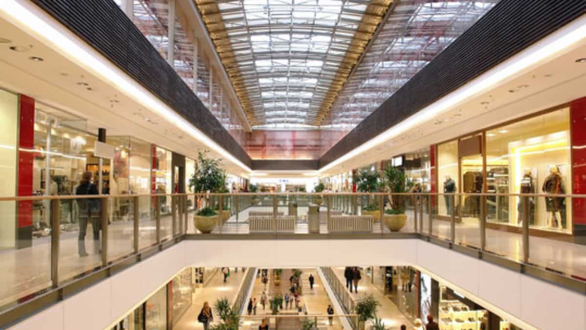 After Gurugram, bomb threat sent to several shopping malls in New Delhi