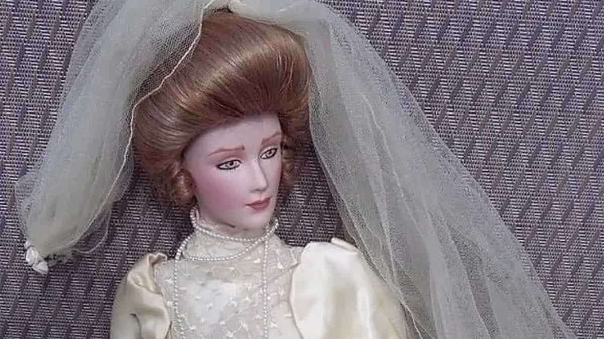 Real-life Annabelle? 'Most haunted doll' only attacks men. 'It hates married...'