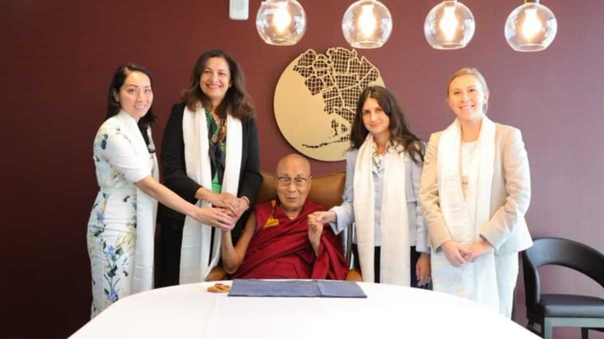 US official meets Dalai Lama to discuss Chinese 'human rights abuses inside Tibet'