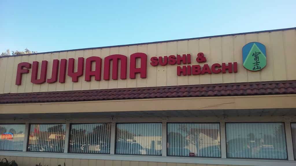 Toddler lands in ER after being served wine instead of apple juice at California restaurant