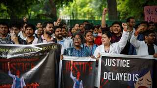 Kolkata horror: Police ‘foil’ attack bid on agitating doctors, victim’s mother sees hope amid impasse
