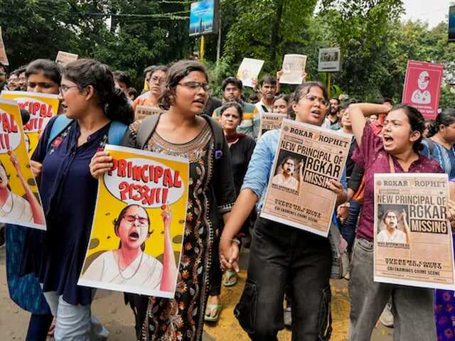 Kolkata horror: Accused Sanjay Roy stalked victim earlier; CBI investigating broken door bolt of seminar hall