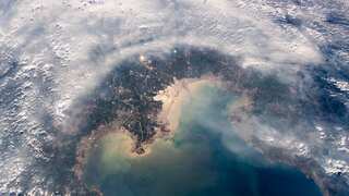 Britain on health alert, asks people to stay inside as corrosive gas fills skies in UK