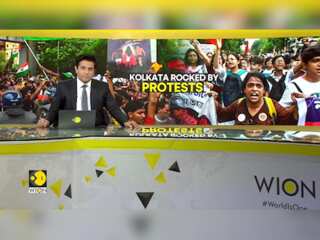 Kolkata horror: Police fire teargas at hundreds protesting over Kolkata doctor's rape, murder