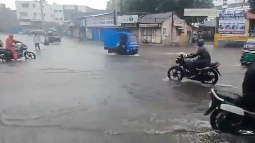 Monsoon Update: IMD issues red alert for Gujarat; heavy rains predicted in these states