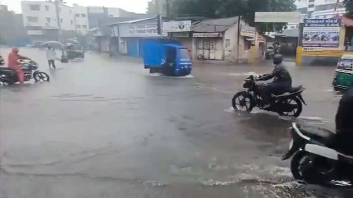 Monsoon Update: IMD issues red alert for Gujarat; heavy rains predicted ...