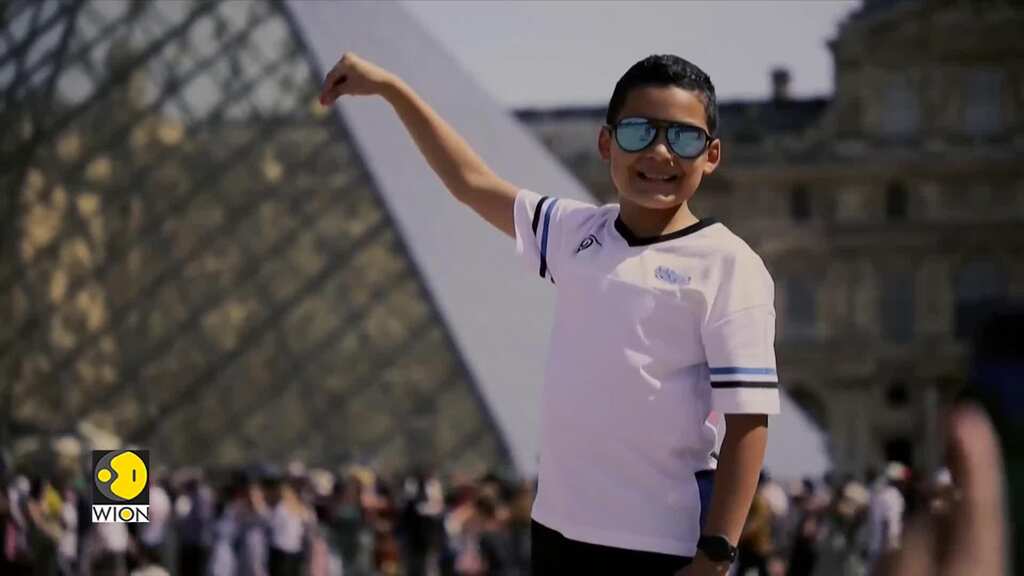 Paris mayor wants to keep Olympic rings on Eiffel Tower