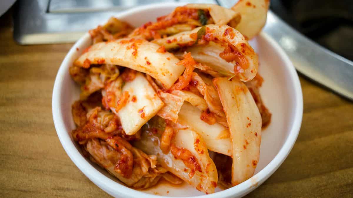 Climate change threatens South Korea's famous kimchi industry Climate change threatens South Korea's famous kimchi industry