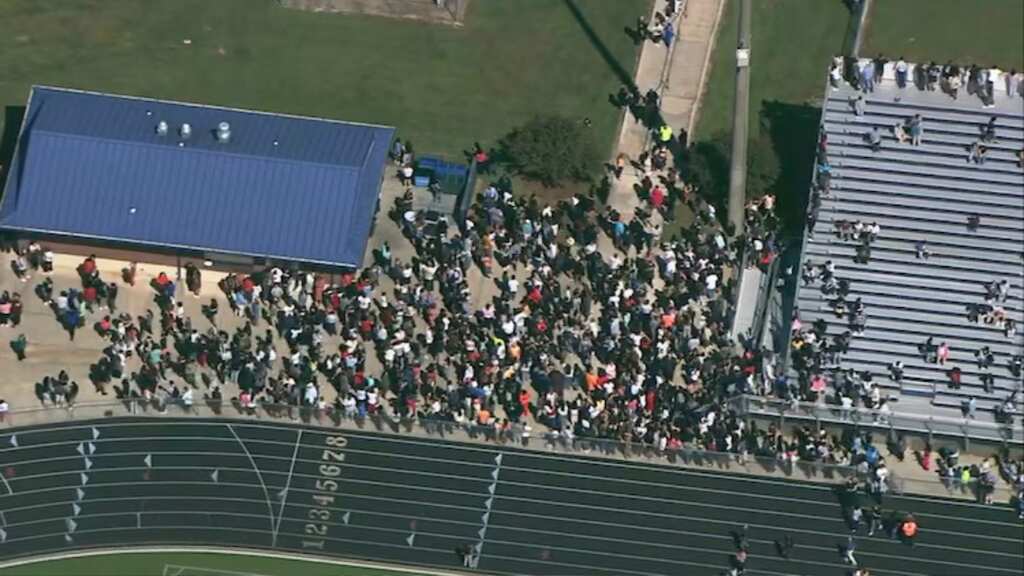 US: At least 4 dead, over two dozen wounded in shooting at Georgia high school