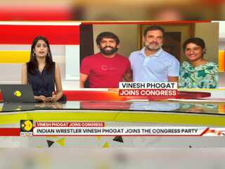 Indian wrestler Vinesh Phogat joins Congress
