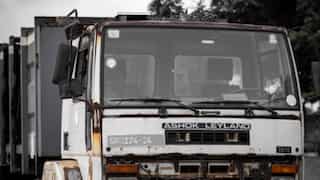 Video: Drunk driver rams his truck into Pune hotel after being denied food