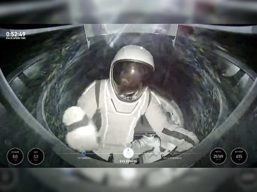 SpaceX's Polaris Dawn crew returns to Earth safely after historic spacewalk - WATCH