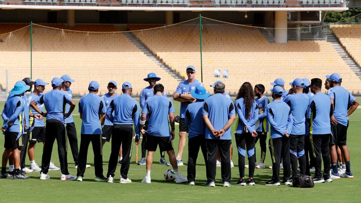 Team India begins preparation for Bangladesh Tests in Chennai; Kohli, Bumrah, Morkel hog limelight Team India begins preparation for Bangladesh Tests in Chennai; Kohli, Bumrah, Morkel hog limelight