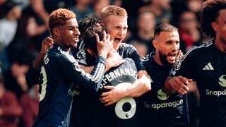 Premier League: Manchester United beat 10-man Southampton for second win in four games