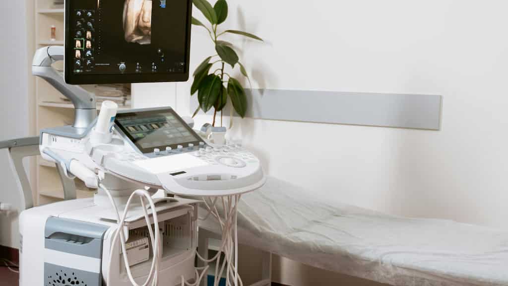 Shocking! Doctors grow uterus inside a woman’s body after finding none