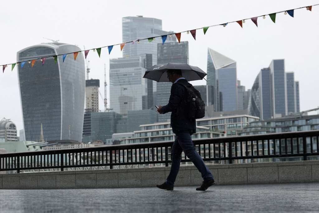 Australia's inflation eases to 3-year low in August, core inflation also declines