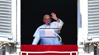 Pope Francis says won't go to Paris for Notre-Dame reopening