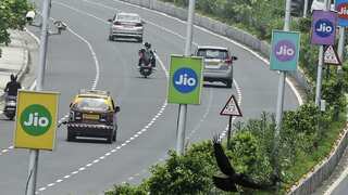 Jio bleeds users: 7.9 million ditch India’s telecom giant in a month