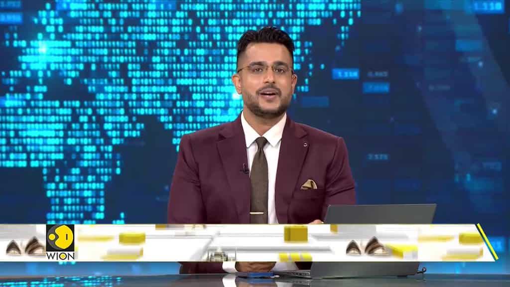 More than 110 items from the American sitcom 'Friends' go on sale