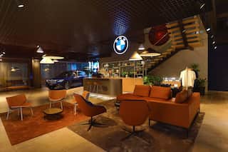 Explainer: How will BMW's Retail.Next dealership model work?