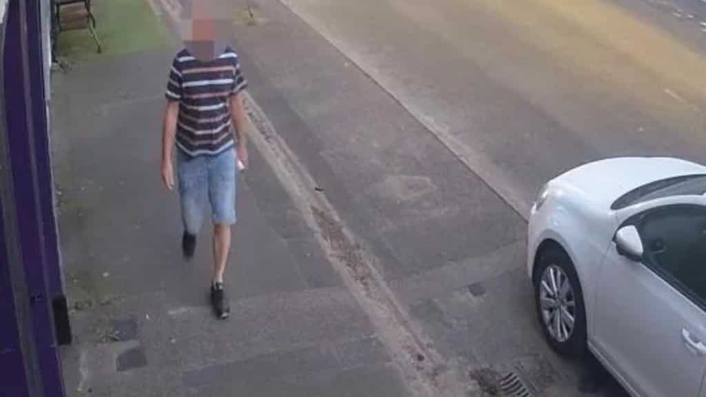 Police hunt for ‘Phantom Pooper’ in Sussex who keeps pooing on residential street