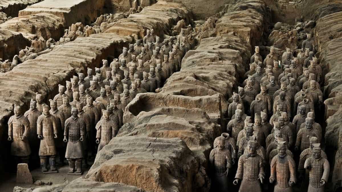 Archaeologists fear tomb of China’s first emperor may have deathly booby traps for killing intruders Archaeologists fear tomb of China’s first emperor may have deathly booby traps for killing intruders