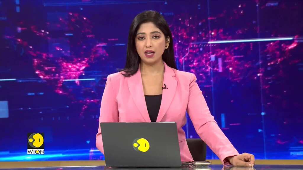 Mexico Protest: Protestors Throw Firecrackers At Government Building