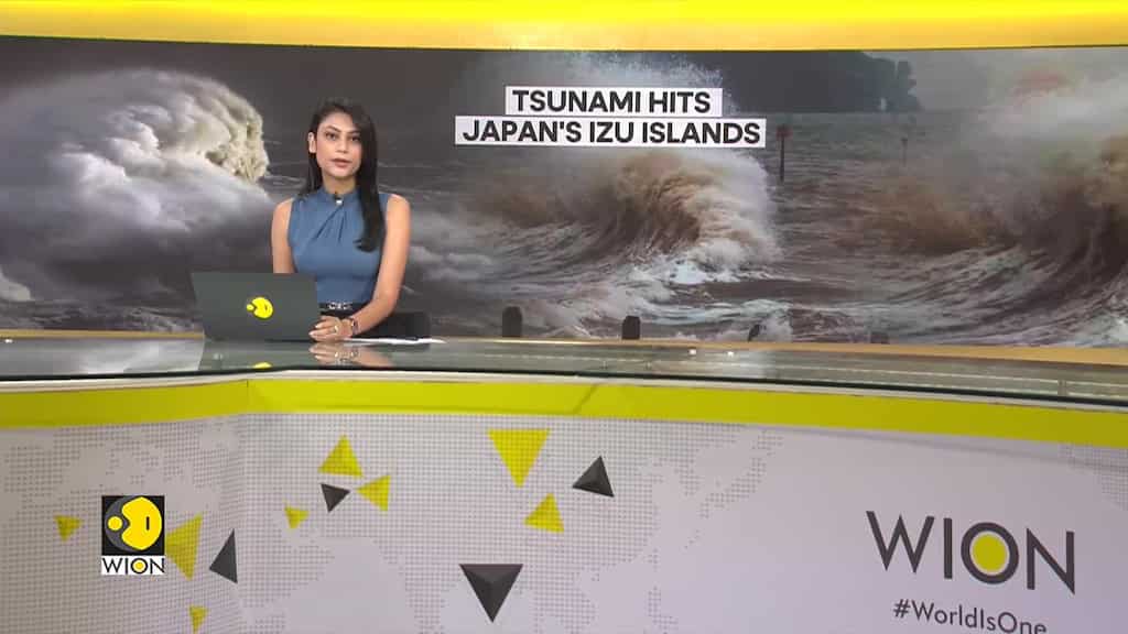 Japan: Tsunami hits Izu Islands after earthquake