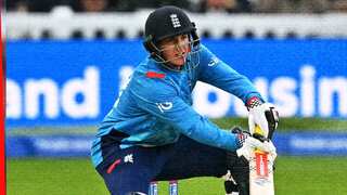 Clinical England thrash Australia in fourth ODI to bring series at 2-2
