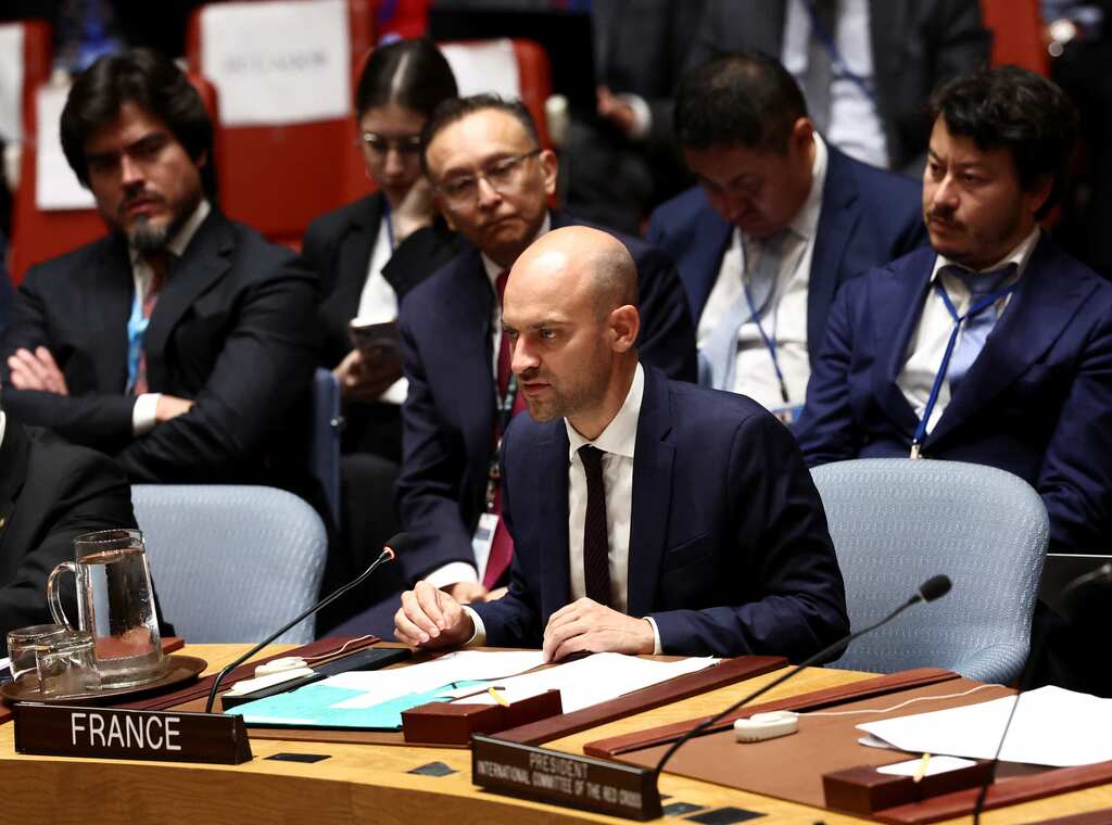 French foreign minister to visit Lebanon to deliver aid amid fears of all-out war
