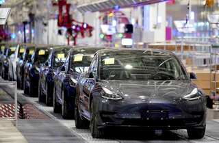 EU to pursue ongoing negotiations with China on electric vehicle tariffs