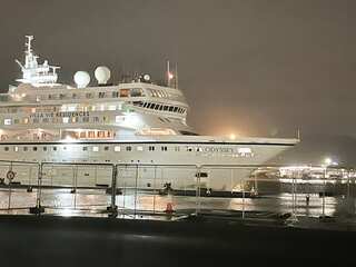 Watch: Villa Vie Odyssey cruise ship leaves Belfast four months after getting stuck with passengers