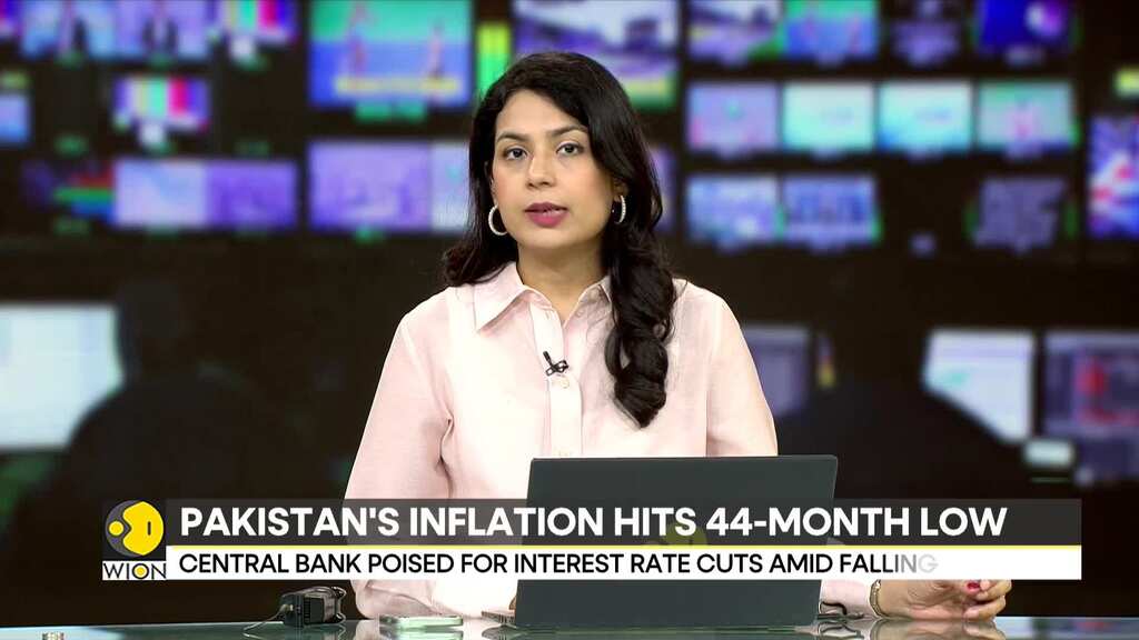 Pakistan's Inflation Drops To An All-Time Low As Government Cuts Fuel Prices