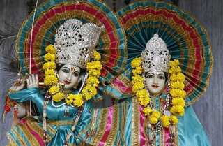 Thief haunted by nightmares returns precious idols of Hindu deities stolen from Prayagraj temple