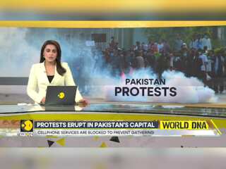 Pakistan Police Fire Tear Gas at Supporters of Former PM Imran Khan in Islamabad