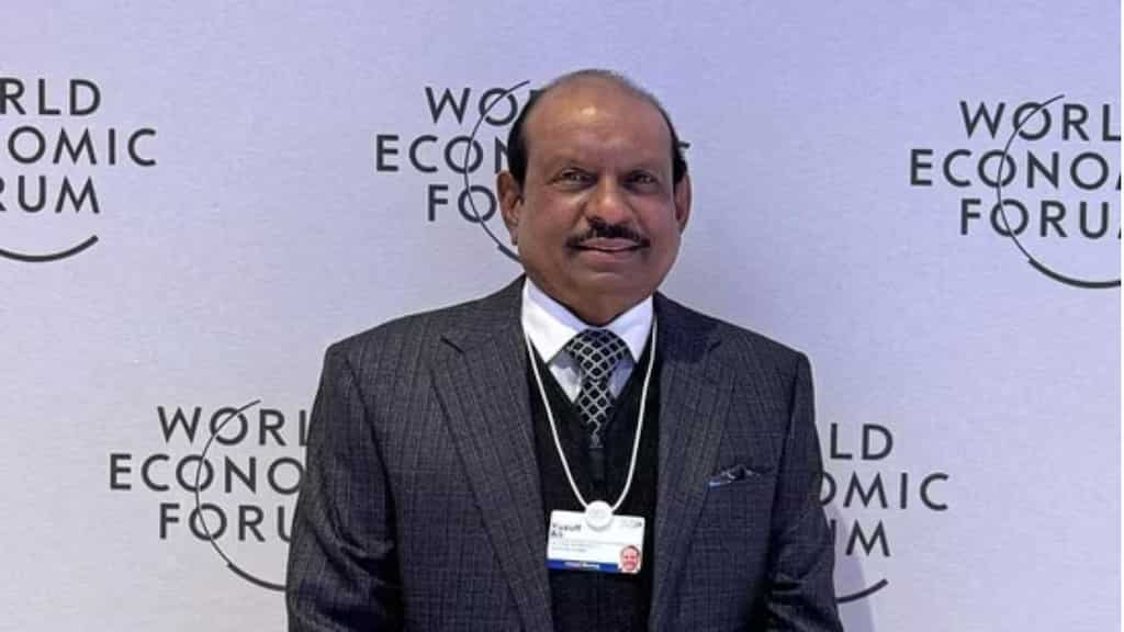 Indian billionaire helps Kerala woman repay loan after she’s evicted from her house