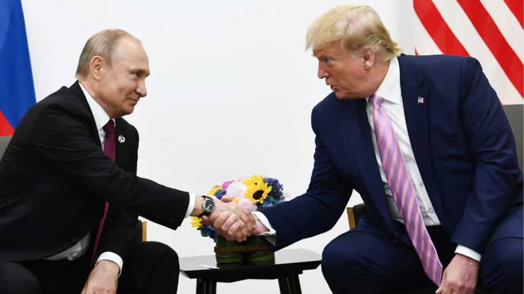 Trump dodges questions about his friendship with Putin, says 'I don't comment on that'—what is he hiding?