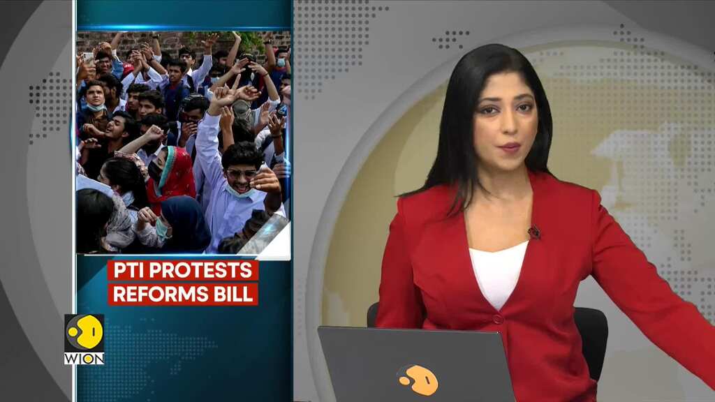 Pakistan: Imran Khan's PTI Protest Against Constitutional Amendment