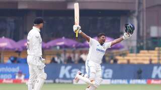 IND v NZ 1st Test: Sarfaraz Khan hits maiden Test hundred in Bengaluru as India cuts deficit, internet reacts