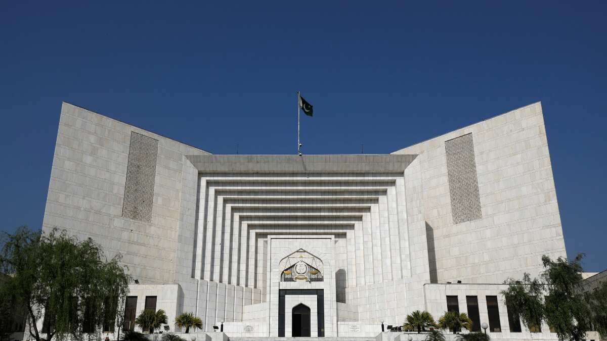 Pakistan approves controversial constitutional amendment bill