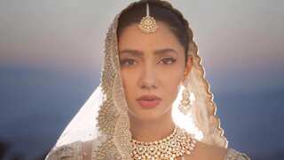 Was Mahira Khan cast in Shah Rukh Khan’s Raees because of Gauri Khan’s mother?