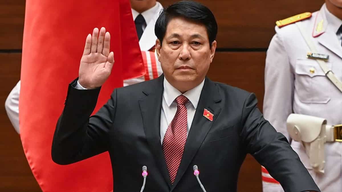 Vietnam parliament elects army general Luong Cuong as new state president