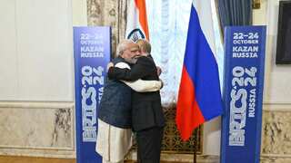 PM Modi invites Russian President Putin to Delhi for India-Russia Annual Summit next year