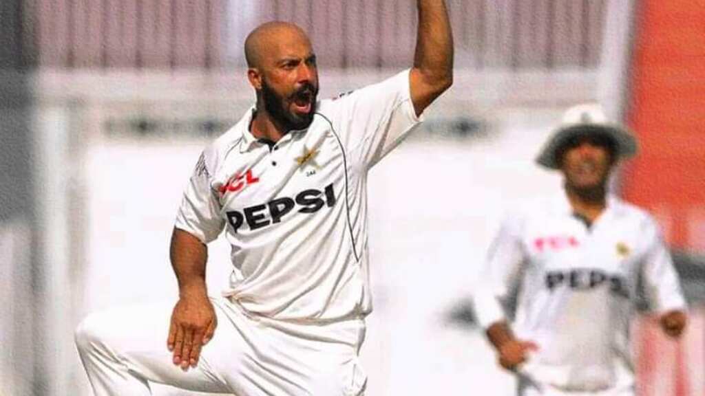 PAK vs ENG: Sajid Khan stars with ball as Pakistan dominate England on Day 1