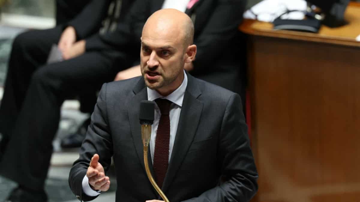 Paris international conference for Lebanon raises $1 billion in pledges: French foreign minister Paris international conference for Lebanon raises $1 billion in pledges: French foreign minister